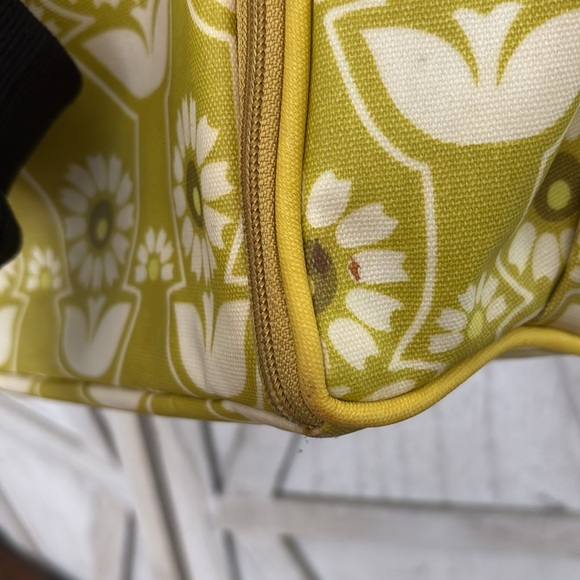 Petunia Pickle Bottom City Carryall in Chartreuse Sunlit Stockholm colorway - Picture 9 of 10